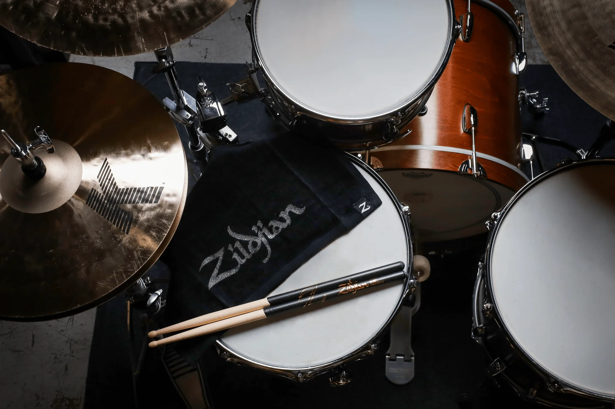 Zildjian Black Drummer's Towel - Image 6
